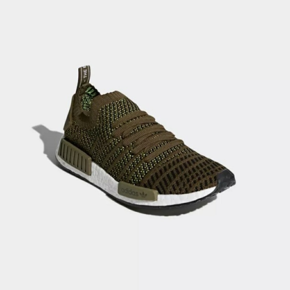 Adidas NMD_R1 STLT PRIMEKNIT NWT CQ2389 - Picture 2 of 6